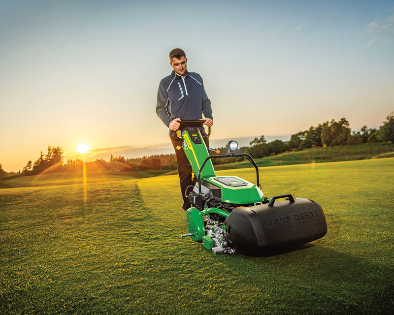 John Deere 225 E-Cut Pedestrian Greens Mower