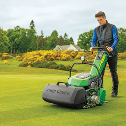 John Deere 225 E-Cut Pedestrian Greens Mower