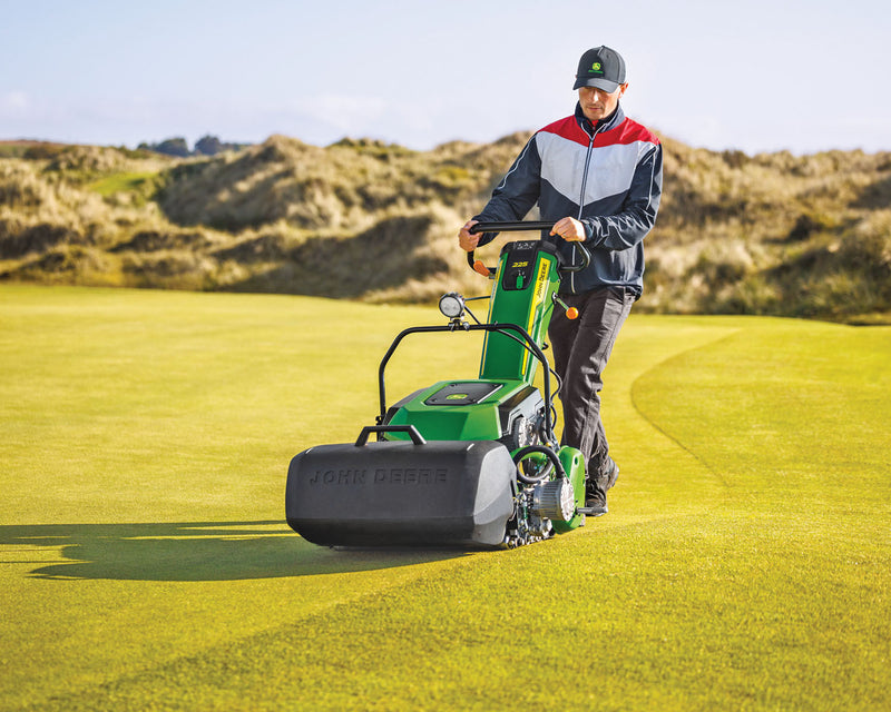 John Deere 225 E-Cut Pedestrian Greens Mower