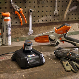 STIHL AL5 Battery Charger
