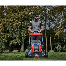 MILWAUKEE® M18 FUEL™ 46cm Cordless Lawnmower