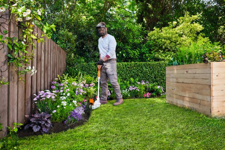 STIHL FSA30 Cordless Grass Trimmer