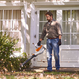SHA56 leaf blower