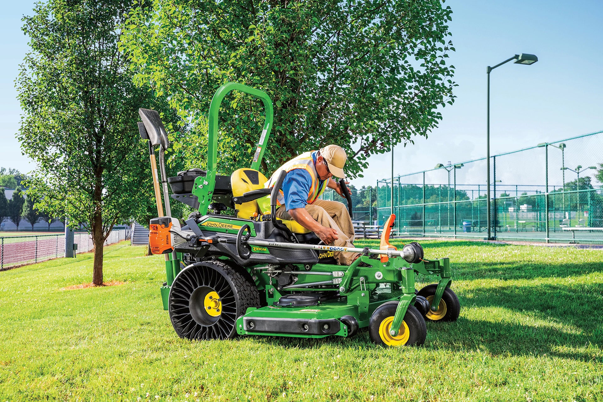 Z994R optional extra equipment