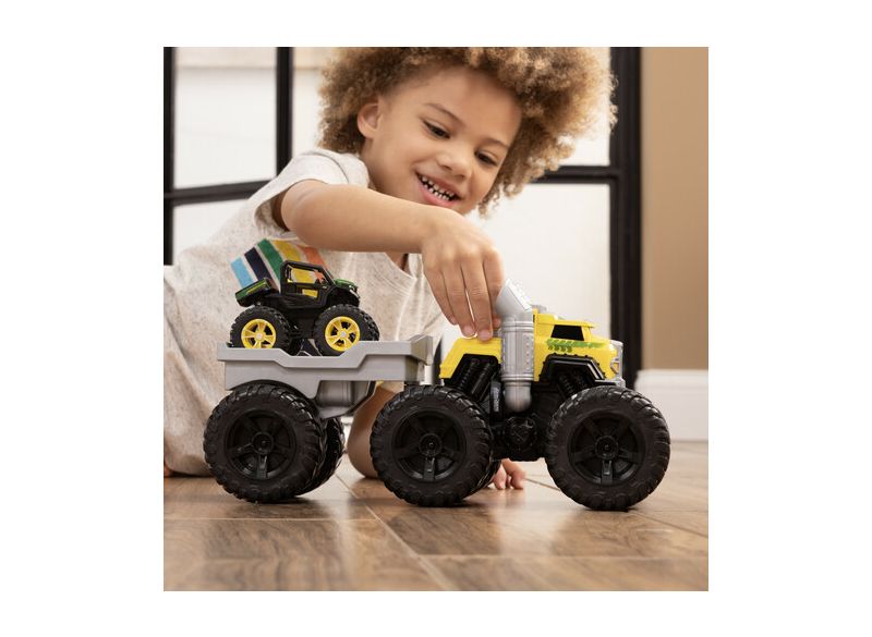 John Deere Monster Treads Roaring Rev up Hauler - MCEL47640000