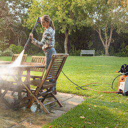 Pressure washer for garden table