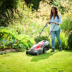 Lady using Mountfield electress