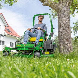 John Deere Zero Turn