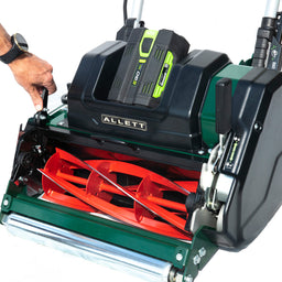 Showing the 6 bladed cutting cylinder on the Allett Stirling 51