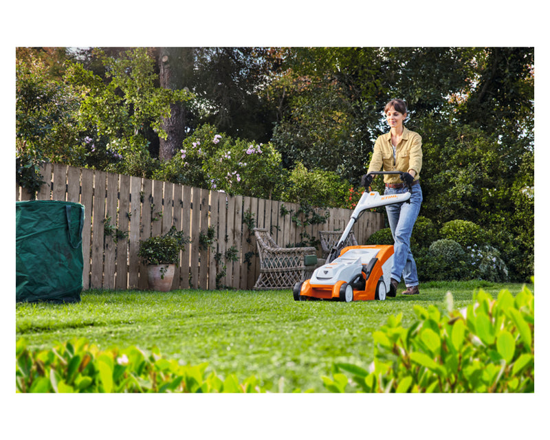 STIHL RMA239C Cordless Lawnmower Set