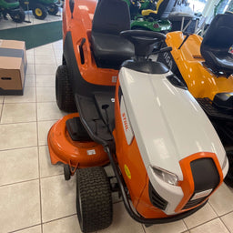 Used Stihl RT 6127ZL Ride On Mower - 11147063