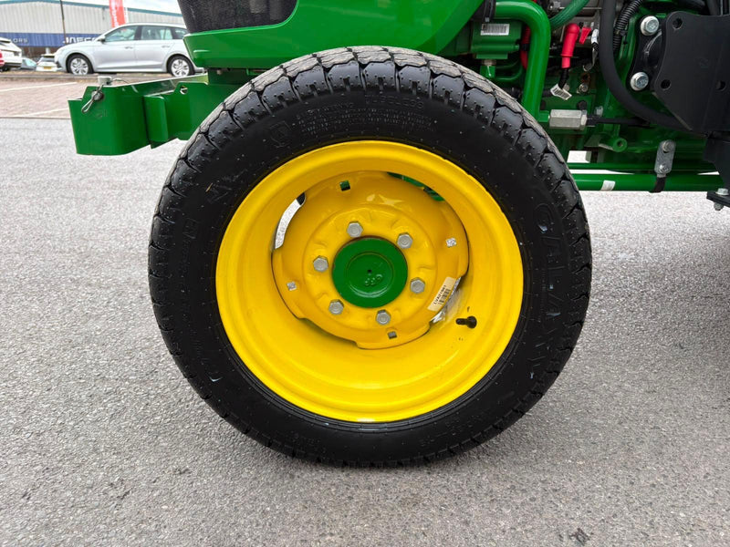 USED John Deere 3046R Compact Utility Tractor - Price £POA