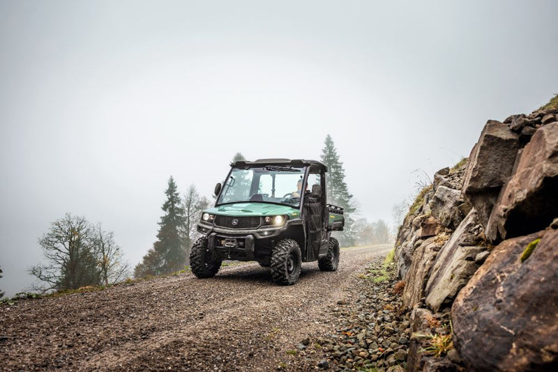 John Deere XUV875M Gator Utility Vehicle