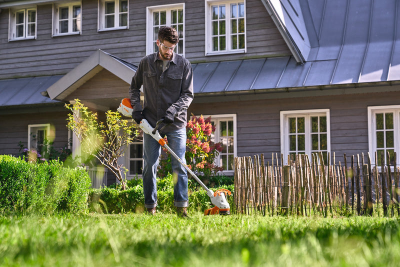 STIHL FSA50 Cordless Grass Trimmer Set