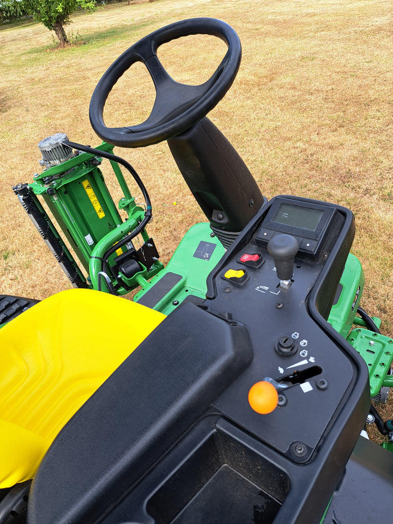 Ex Demo 6700AE E-Cut Mower - H1147338 - £61,0000 (+ VAT)