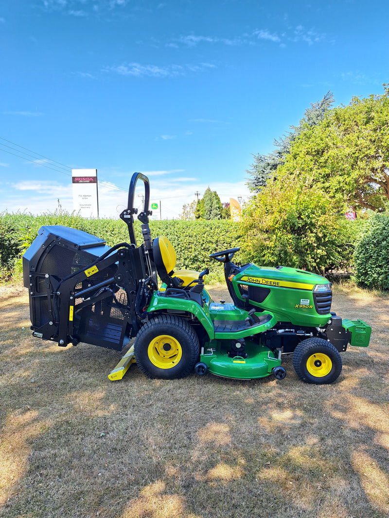 Ex Demo John Deere X950R 54