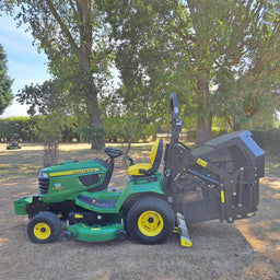 Ex Demo John Deere X950R 54" HD c/w 54" Striping Kit Mowing Tractor - H1140148 - £23,395 (+ VAT)