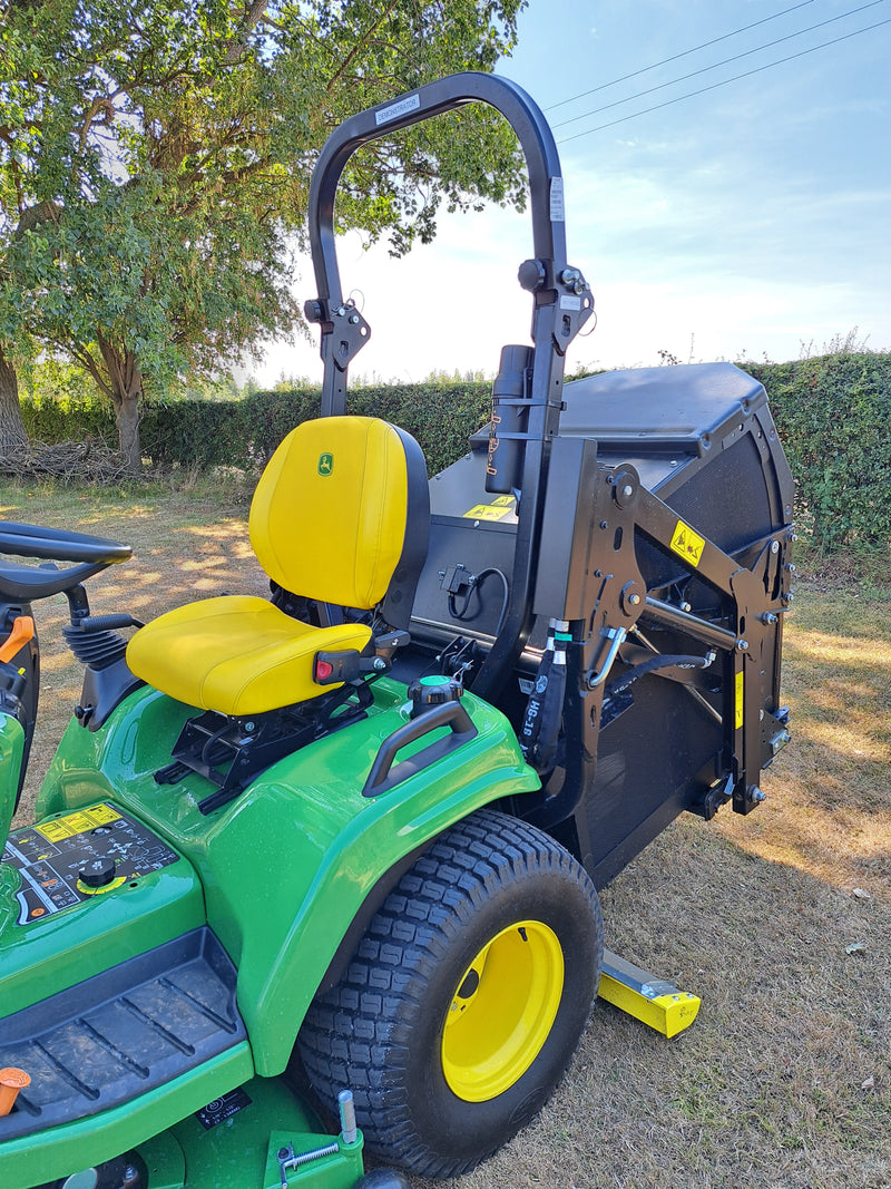 Ex Demo John Deere X950R 54