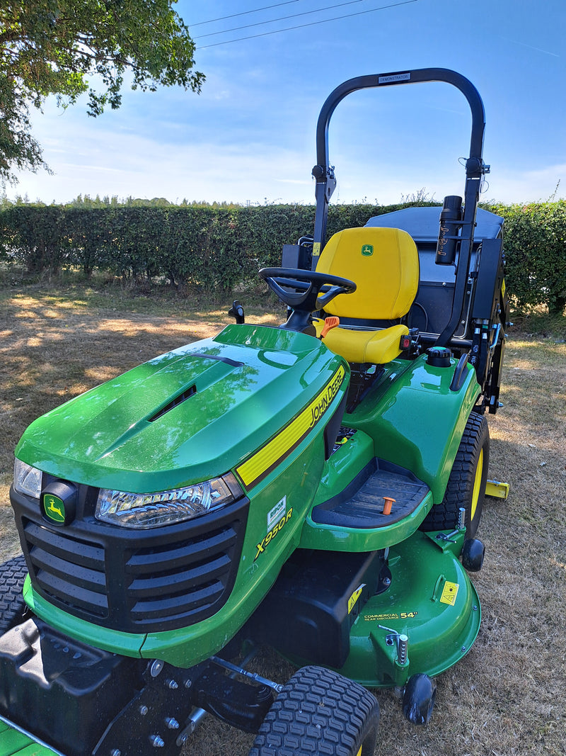 Ex Demo John Deere X950R 54