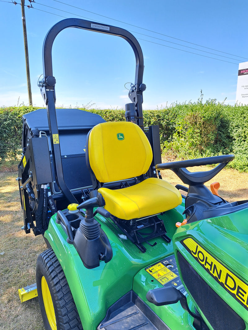 Ex Demo John Deere X950R 54