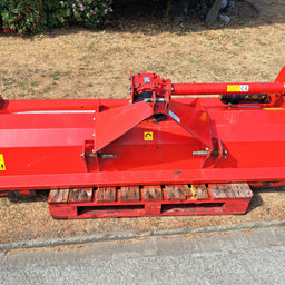 Used Trimax Ezeemow 185 - H1000160 - £2000 (+ VAT)