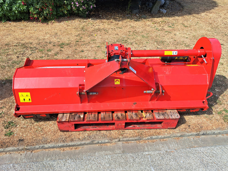Used Trimax Ezeemow 185 - H1000160 - £2000 (+ VAT)