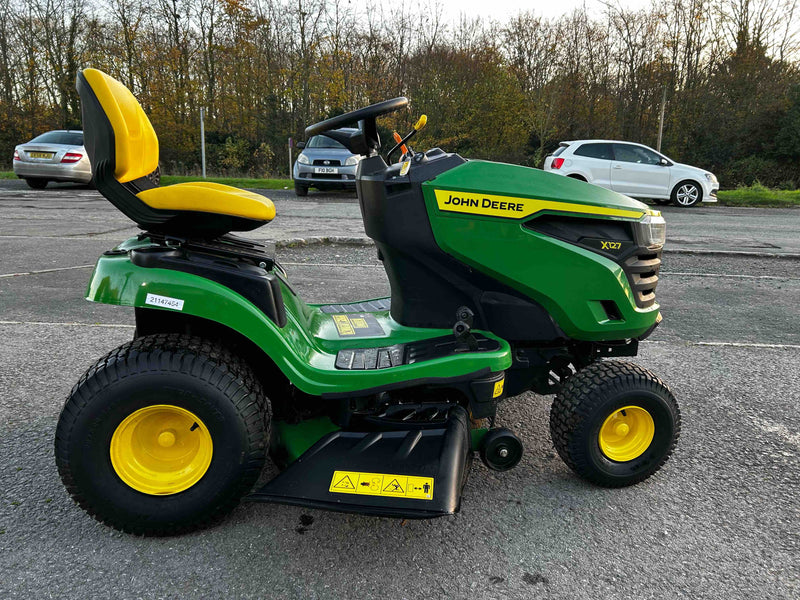 Used John Deere X127 Lawn Tractor - 21147454