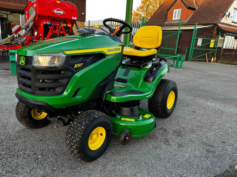 Used John Deere X127 Lawn Tractor - 21147454