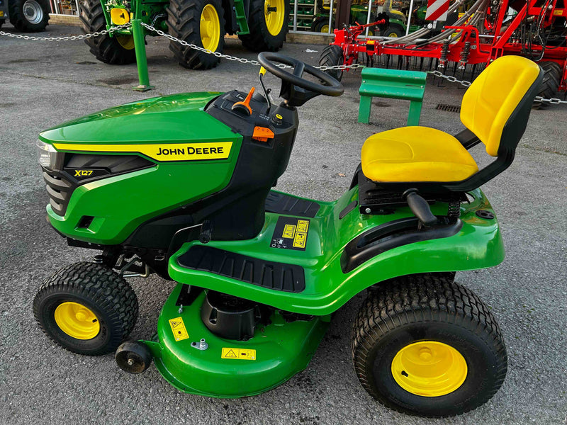 Used John Deere X127 Lawn Tractor - 21147454