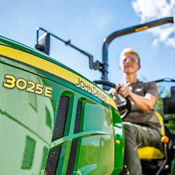 John Deere 3025E Compact Utility Tractor
