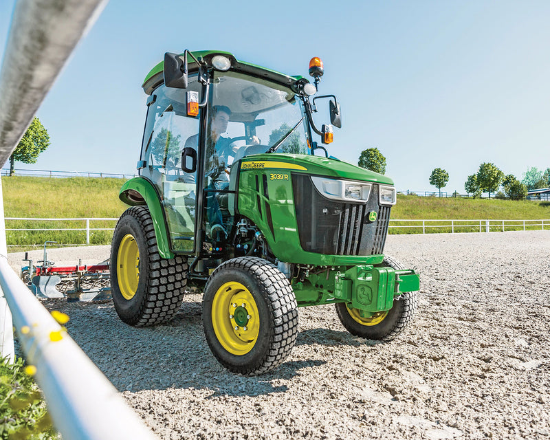 John Deere 3039R Tractor