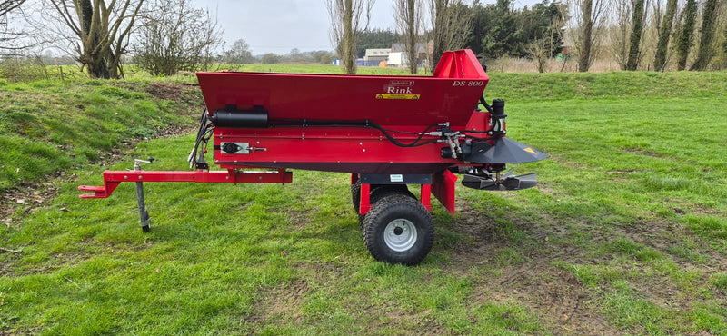 Ex-Demo Redexim DS800 Trailed Top Dresser - H1000823
