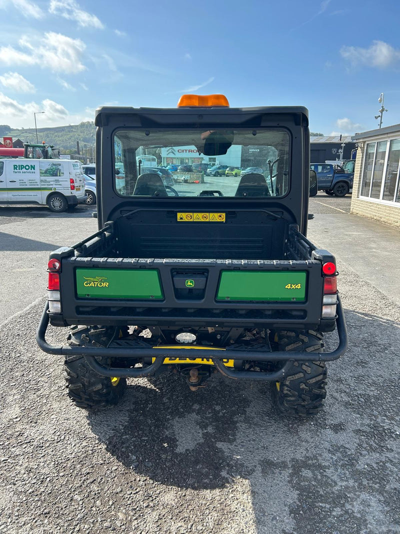 Used John Deere XUV 865M Gator in Green / Yellow - 71142959