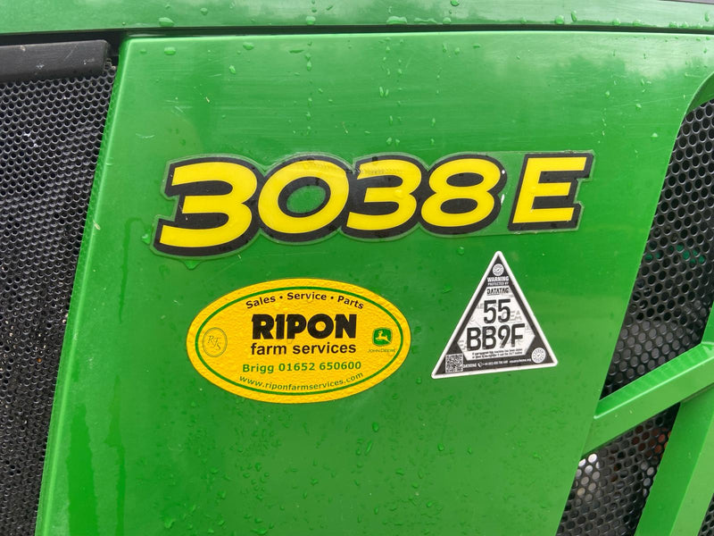 Used John Deere 3038E - E1137021