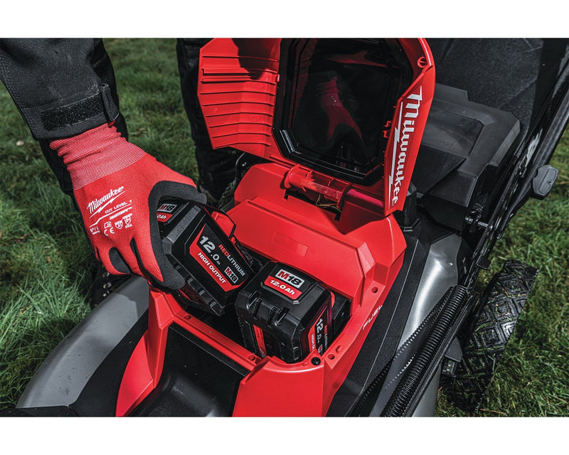 MILWAUKEE® M18 FUEL™ 53cm Cordless Lawnmower