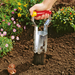 Wolf-Garten Bulb Planter with Fixed Handle - FHN