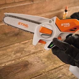 STIHL GTA30 Cordless Pruner Set