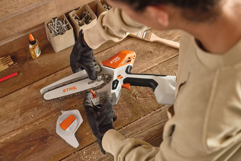 STIHL GTA30 Cordless Pruner Set