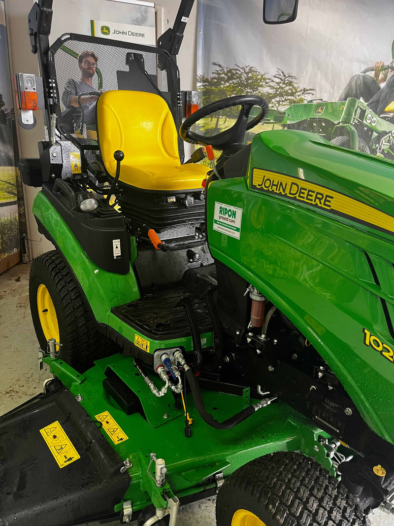Used John Deere 1026R Compact Tractor - H1000922