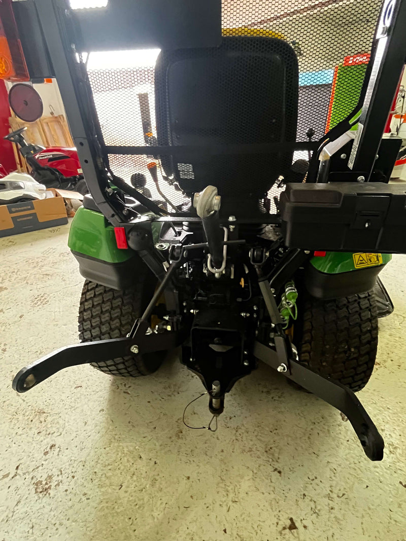 Used John Deere 1026R Compact Tractor - H1000922