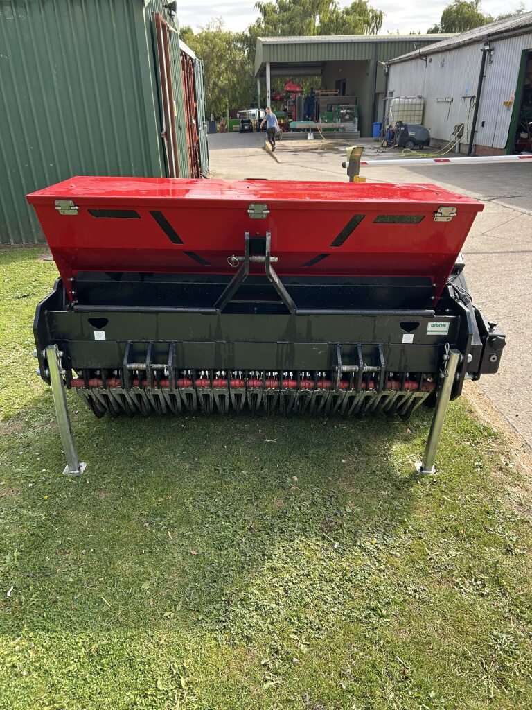 Redexim 3D 1575 LV Overseeder - Clearance price £12,750 (Ex VAT) H1132176
