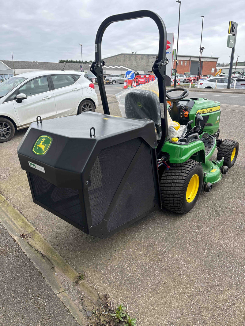 New John Deere X950R Ride On Lawnmower - H1136898