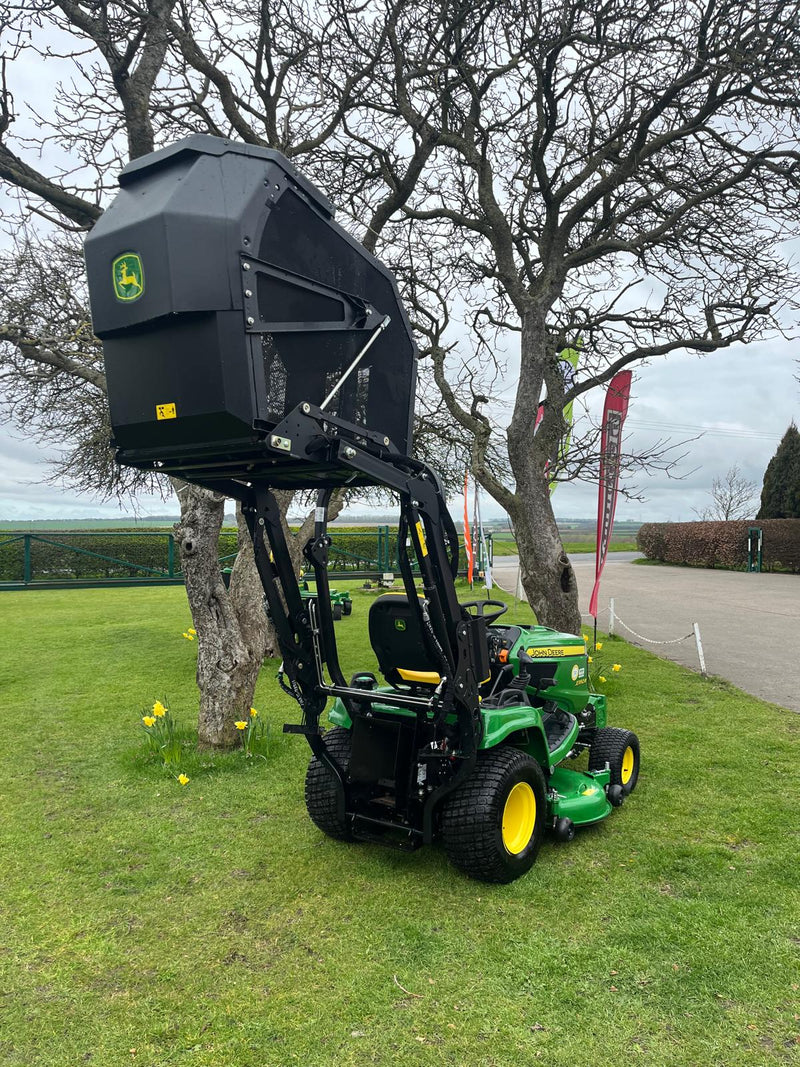 Used John Deere X950R Ride On Lawnmower - H1149159
