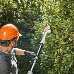 Hedge cutting with HLA56