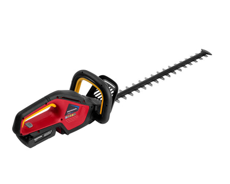 Battery powered hedge trimmer