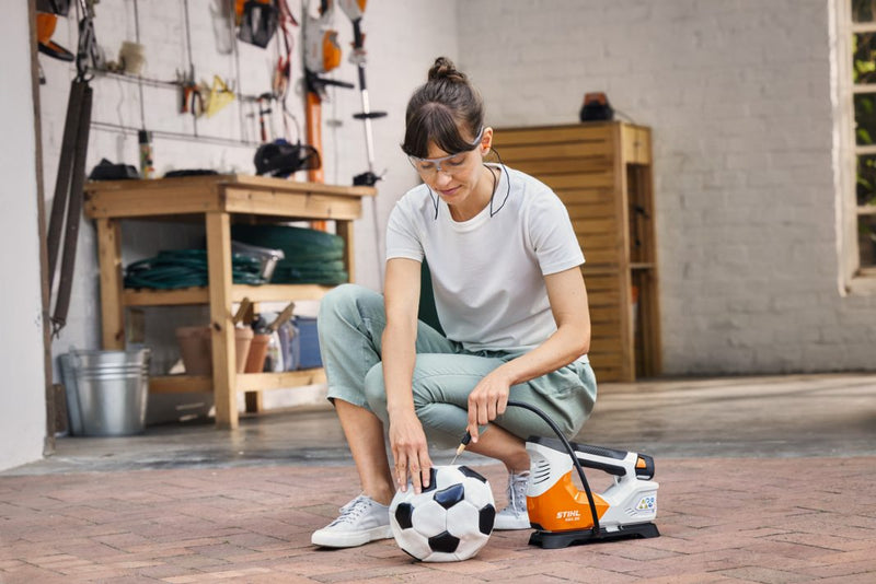 STIHL KOA20 Cordless Compressor Set