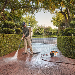 STIHL REA100 Plus Cordless Pressure Washer