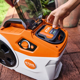 STIHL REA60 Plus Cordless Pressure Washer