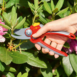 Wolf-Garten Premium Plus Bypass Secateurs - RR4000
