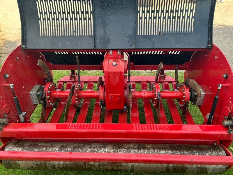 Redexim Verti-Quake - £9,995 (Ex VAT)